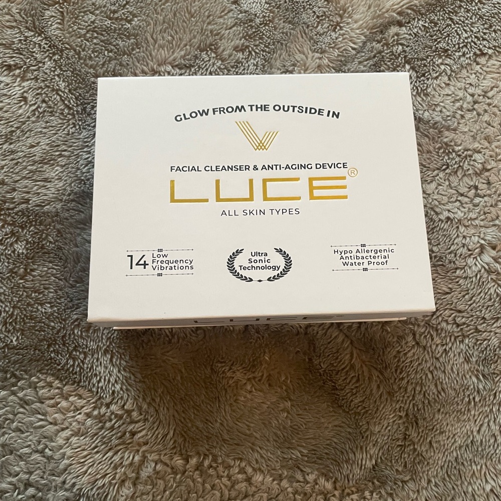 🌿NEW!! Luce Facial Cleanser